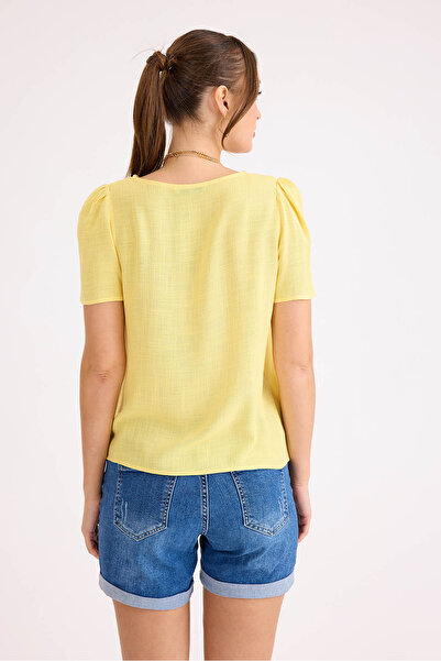 Vitrin Laced Short Sleeve Linen Blouse