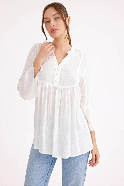 Vitrin Μπλούζα με λεπτομέρεια από βισκόζη με κουμπιά με βολάν