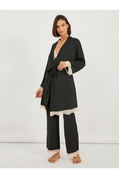 Styli Pack of 3 - Contrast Lace Trim Cami, Robe and Pyjama