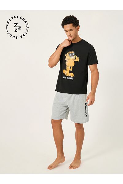 Styli Garfield Graphic Print T-Shirt and Shorts Set