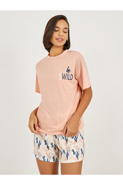Styli Be Wild Graphic T-Shirt and Cactus Print Shorts Set