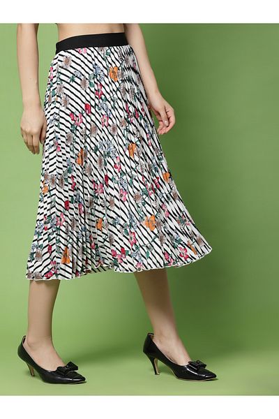 Kassually By Styli Floral Print Pleated Midi Skirt