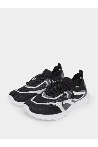 Styli Color Block Textured Breathable Lace Up Sneakers