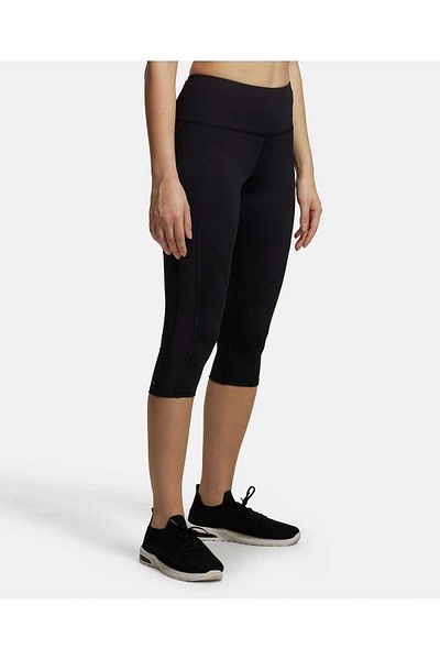 JOCKEY Move Women Slim Fit Capri MW36-01 Black