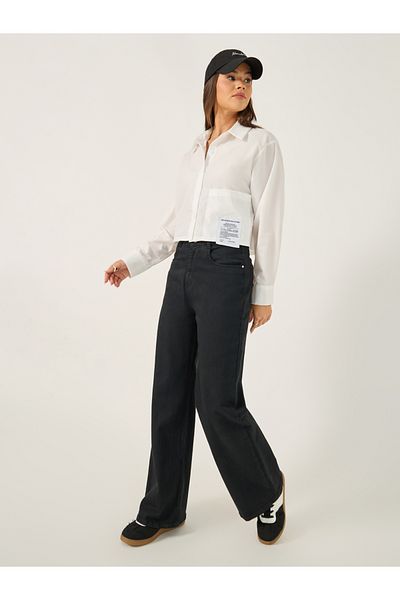 Styli Solid Boxy Fit Crop Shirt with Patch Detail