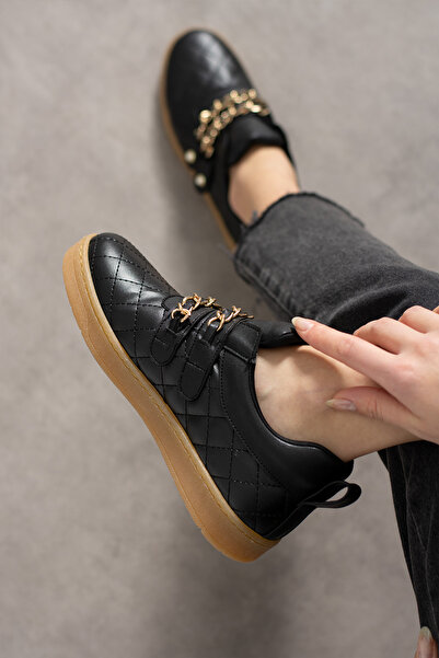 KOTAN Kadın Sneaker Rahat Zincir ve İnci Detaylı Cırtlı Spor Ayakkabı Siyah