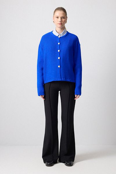 Touché Privé Gold Button Short Cardigan