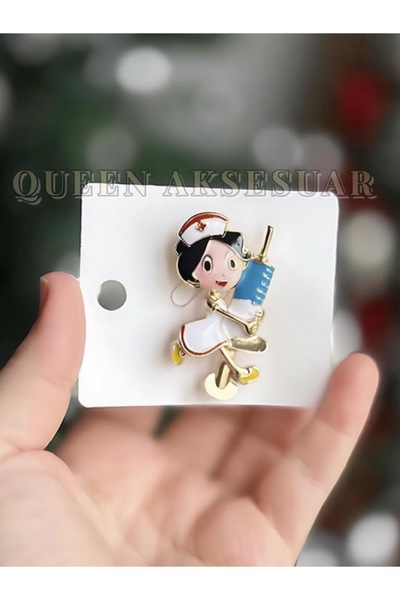 QUEEN AKSESUAR Sedef taşlı iğneli önlüklü kız kadın hemşire figürlü metal broş yaka aksesuar iğne beyaz