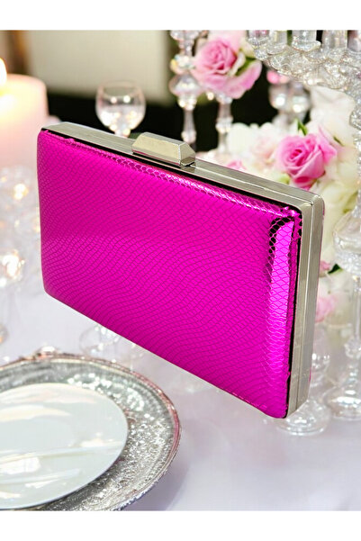 Biçanta Culoarea fucsia cu model picior de gală, piele lacuită strălucitoare,...