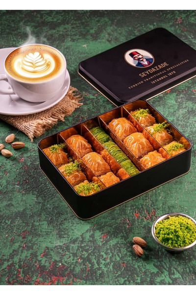 SEYDAZADE Özel Teneke Kutuda Karışık Baklava (Fıstıklı, Cevizli, Fıstık Sarma...