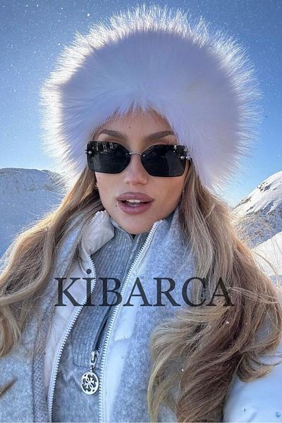 Aksesuar Trend White Winter Faux Fur Russian Heart Plush Hat