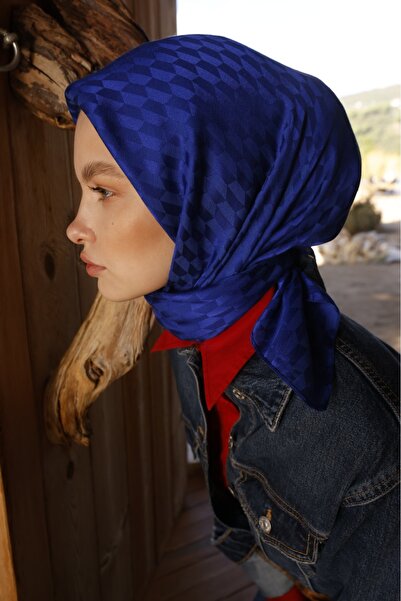 VALORSCARF وشاح جاكار حريري من Qoza - أزرق ساكس