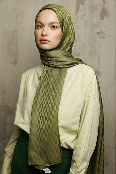 VALORSCARF Qoza Pattern Silky Jacquard Shawl - Pine Green