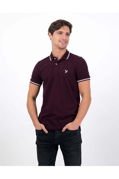 AMERICAN EAGLE قميص بولو بيكيه بقصّة Slim Fit من AE