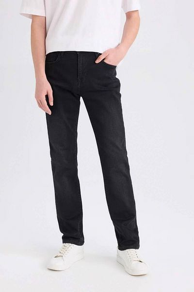 DeFacto Παντελόνι Sergio Regular Fit Jean - Κανονική μέση, πόδι σωλήνα D7335ax24au