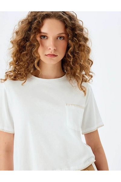 Koton Crew Neck Women's Ecru T-Shirt with Pockets and Stitching Detail 5Sal10238Ik