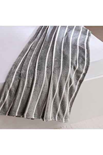 Home Box Linoa YD Stripe Queen Blanket 200x220 cm