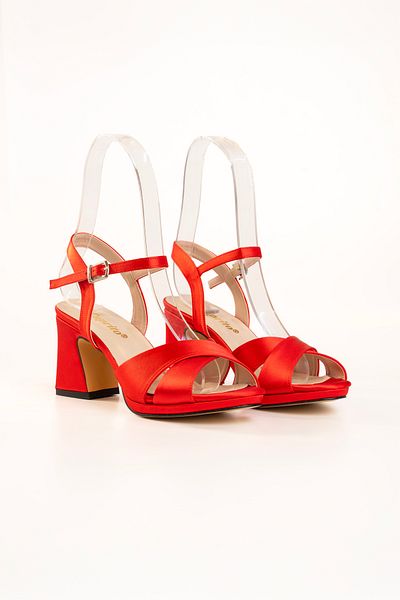 E&L Company 7cm Red Satin, Very Light, Non-Slip. Running Is Guaranteed.