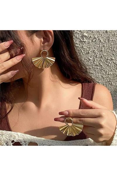 Pelin Aksesuar Gold Fan Earrings
