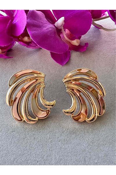 Pelin Aksesuar Beige Patterned Curved Earrings