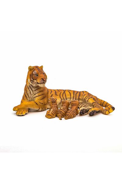 Papo Tiger Figurine With 3 Cubs