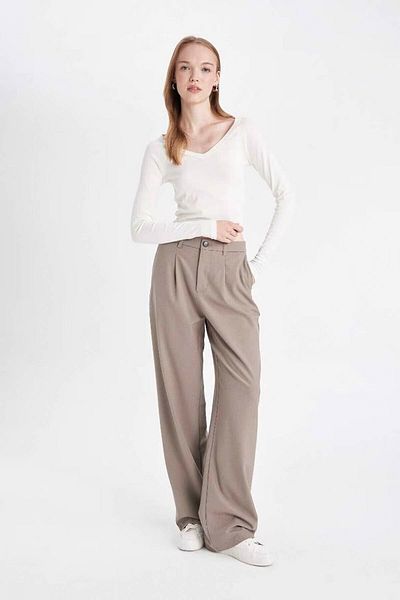 DeFacto High Waist Wide Leg Classic Pants - Double Pockets, Straight Cut D4360Ax24Au