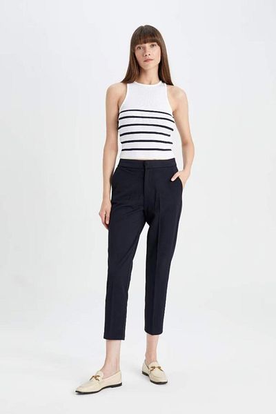 DeFacto Klassische Chino-Hose mit normaler Taille, Basic, gerade Tasche, knöchellang, 25 Karat 801005736