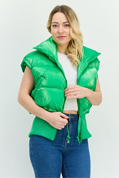 Asos Design سترة نسائية مبطنة برقبة عالية، باللون الأخضر