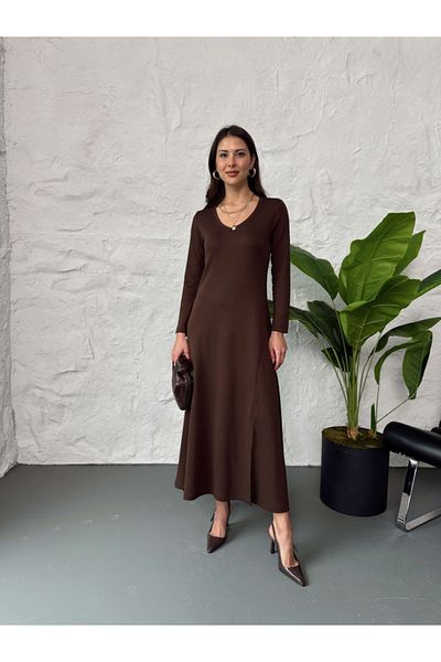 Elif Özbey Butik Καφέ φόρεμα Modal με λαιμόκοψη V