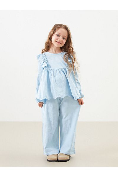 LC Waikiki Set de 2 piese tricou și pantaloni pentru fetiță cu volane