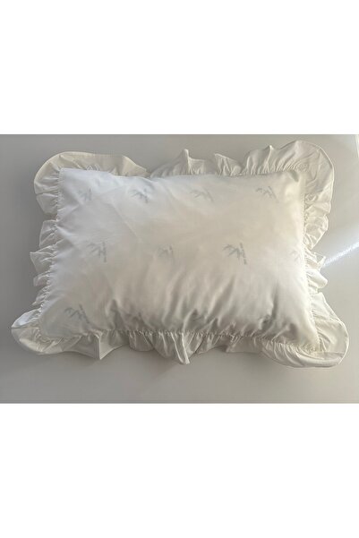 Blue Atelier Krem Fırfırlı Yastık Kılıfı 2 Adet
