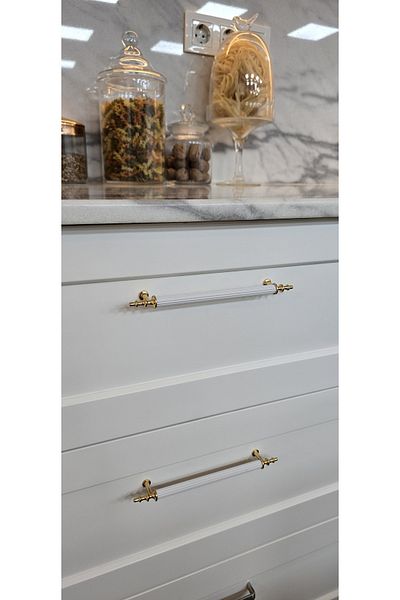 SHAYMA WHITE/GOLD METAL HANDLE 160MM (16 CM) FURNITURE HANDLE, CABINET HANDLE, KITCHEN CABINET HANDLE, DRAWER HANDLE