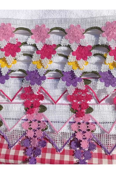 Peacock 7 Pcs Mixed Laced, Embroidered and Dowry Hand Pool