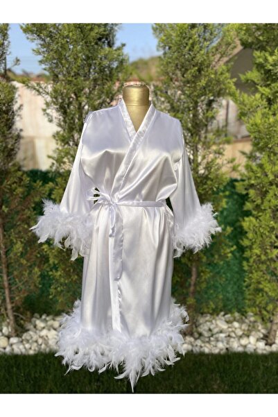 Before To Be Bride Fuchsia Embroidered Bride Full Feather Bridal Dressing Gown