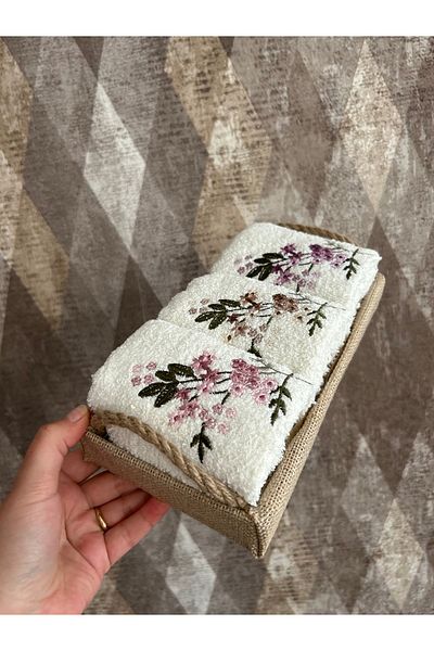 Sümeyye çeyiz Lot of 3 Kitchen Towels in a Wicker Basket 30X50 cm (Send with Basket)