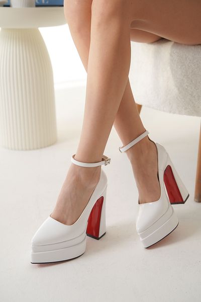 Ayakkabı Ateşi Pantofi de dama cu platforma dubla din piele lacuita alba cu design special Rigels