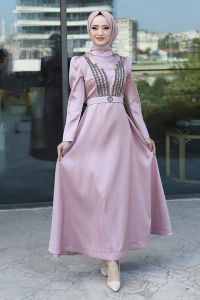 Tesettür Dünyası Gürtel Detailliertes Abendkleid Tsd220543 Pulver