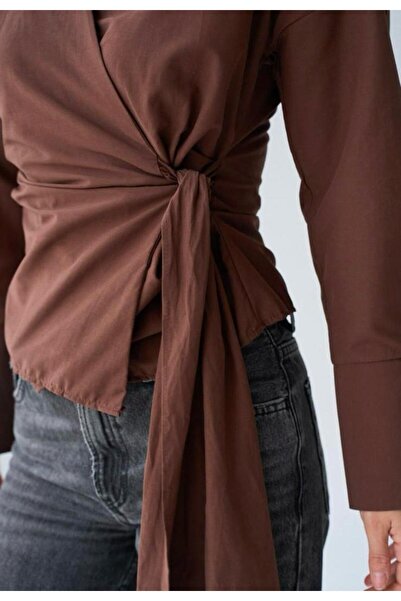 MODA Γυναικείο πουκάμισο με ίσιο καφέ πλαϊνό δέσιμο