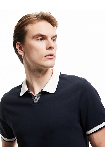Koton Slim Fit Βαμβακερό μπλουζάκι με αντίθεση χρώματος με κοντό μανίκι V λαιμόκοψη