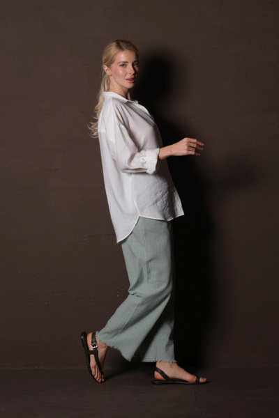 Maule Біла модальна сорочка з легким принтом і складками, з відкладними рукавами та еполетами, літня сорочка з довгими рукавами для жінок @lizbon