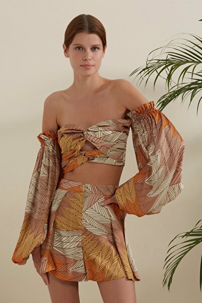 Dahlia Bianca Vanessa Bluz