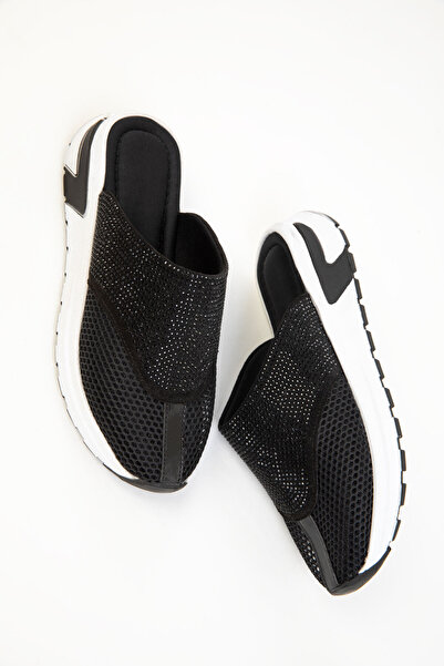 SOHO Papuci negri pentru femei 20253