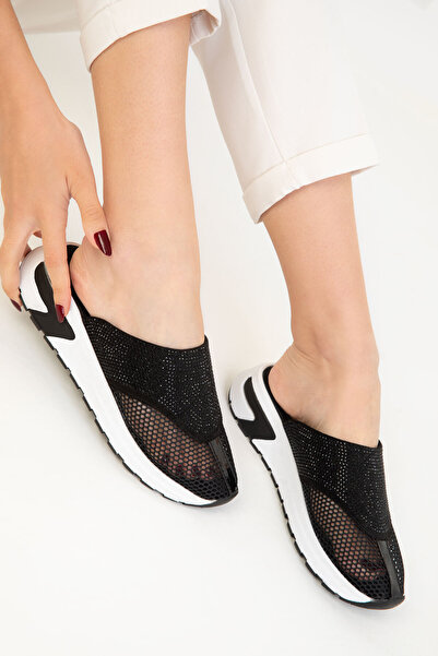 SOHO Papuci negri pentru femei 20253