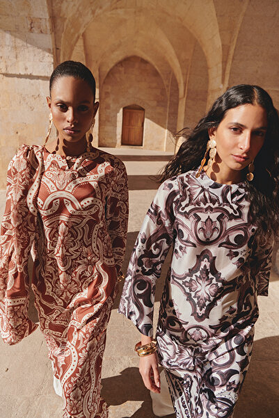 Trendyol Modest Velbloudí saténové etnické tkané večerní šaty Jalabiya Tctss23Db00028