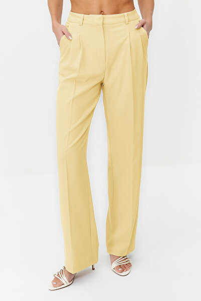 Trendyol Collection Limited Edition Yellow Straight Cut Pleated Pants Twoaw23Pl00401