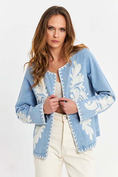Cool & Sexy Modrá vyšívaná dámská džínová prémiová bunda - sezónní QS5583