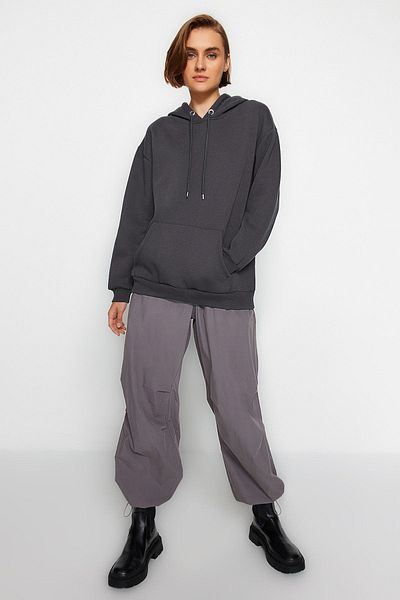 Trendyol Collection Antracitová klokaní kapsa Boyfriend Boyfriend Žebrovaná pletená silná mikina