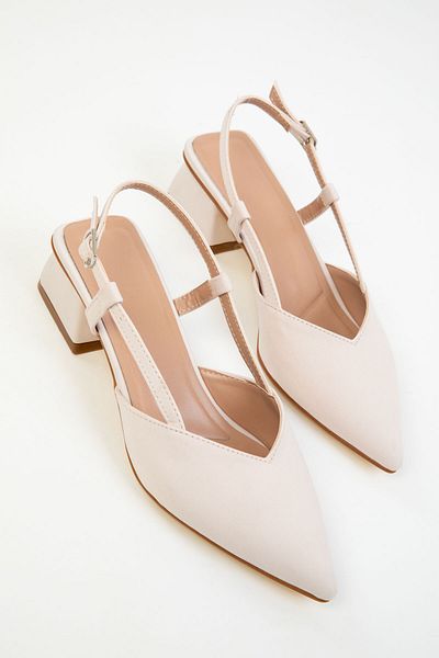 SOHO Klassische Damenschuhe mit Absatz in Beige aus mattem Satin 20274