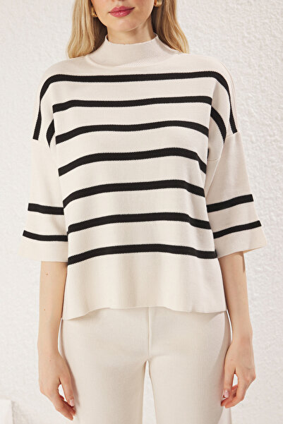 Trendyol Collection Ecru csíkos póló kinézetű kötöttáru felső és alsó készlet TWOSS24AU00048