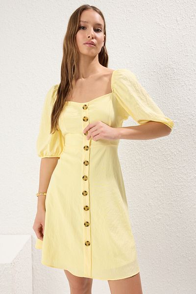 Trendyol Collection Gelbes A-Linien-Minikleid mit Ballonärmeln TWOSS20EL2314